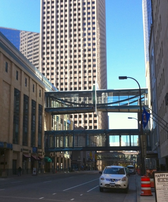 The weather was so good that I chose to walk the 8 blocks outdoors instead of using the skyway system.